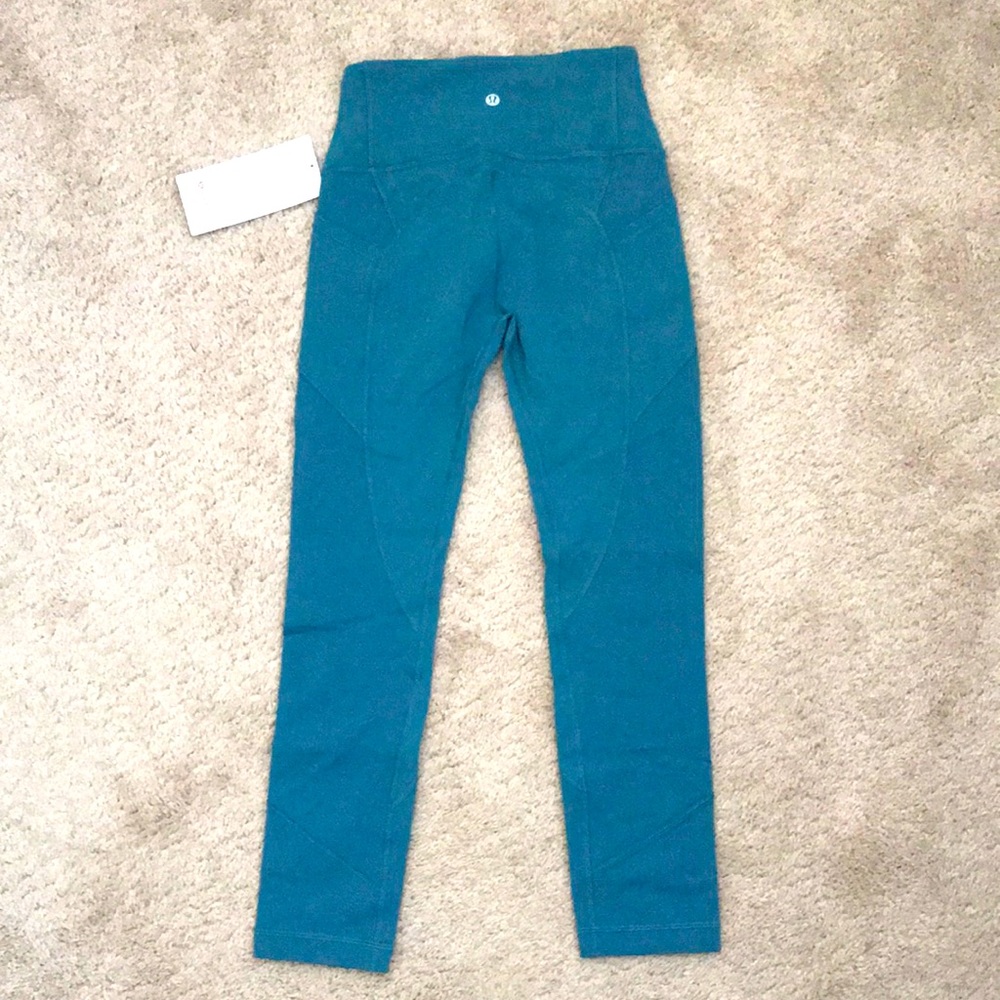 Lululemon All The Right Places Crop 23” NWT Size 4